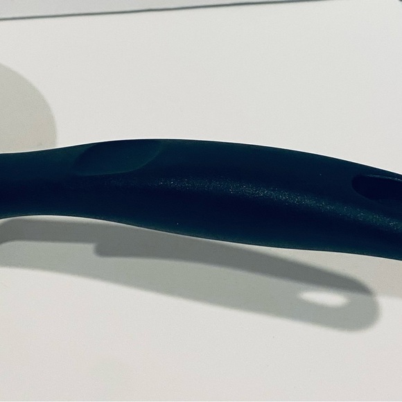 Faberware Commercial Cookware Pan NonStick Aluminum 10” - Picture 4 of 8